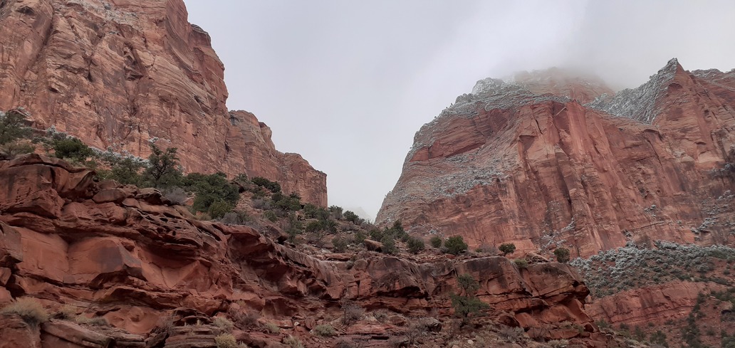 zion red rock chalet wedding